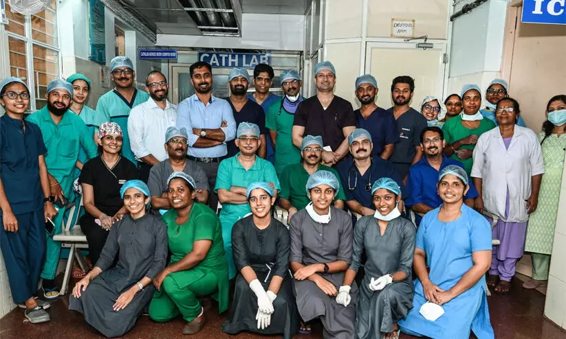 ഹൃദയം തുറക്കാതെ വാല്‍വ് മാറ്റിവെച്ച് കോട്ടയം മെഡിക്കല്‍ കോളജ്