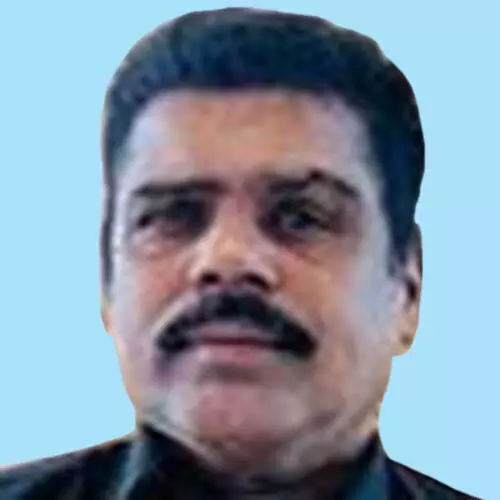 സ​ലാ​ല​യി​ൽ നി​ര്യാ​ത​നാ​യി