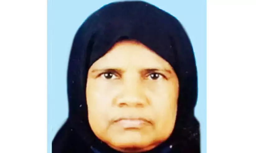 മലയാളി ഉംറ തീർഥാടക വിമാനത്തിൽ മരിച്ചു; ഗോവയിൽ അടിയന്തരമായി ഇറക്കി മലയാളി ഉംറ തീർഥാടക വിമാനത്തിൽ മരിച്ചു; ഗോവയിൽ അടിയന്തരമായി ഇറക്കി