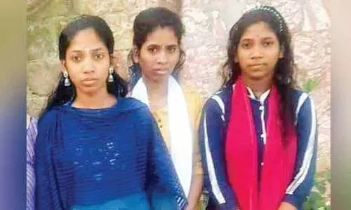 അനാഥ സഹോദരിമാർക്ക് വീട് നിഷേധിച്ച് പഞ്ചായത്ത്; മന്ത്രി റിപ്പോർട്ട് തേടി