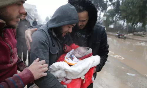 എങ്ങും മരണത്തിന്റെ മണം... ദുരിതം ഇരട്ടിയാക്കി തുടർ ചലനങ്ങൾ