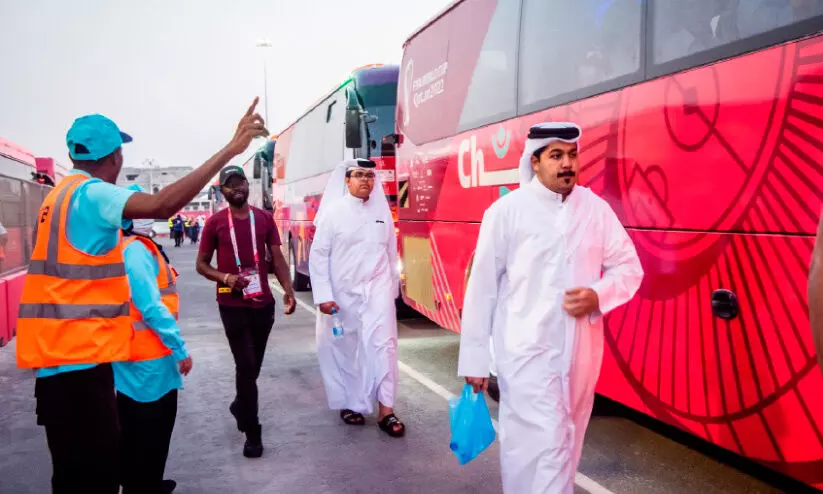 ലോ​ക​ക​പ്പി​നൊ​രു​ക്കി​യ ബ​സു​ക​ൾ