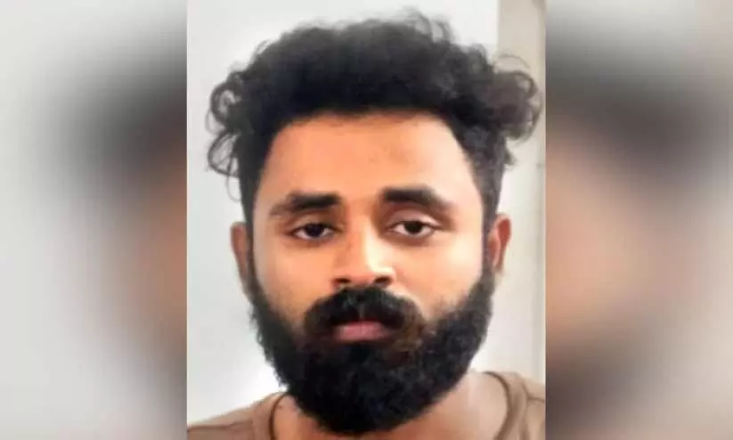 കത്തിചൂണ്ടി മൊബൈലും പാസ്‌വേഡും വാങ്ങി അരലക്ഷം കവർന്ന കേസ്: ഒരാൾകൂടി അറസ്റ്റിൽ