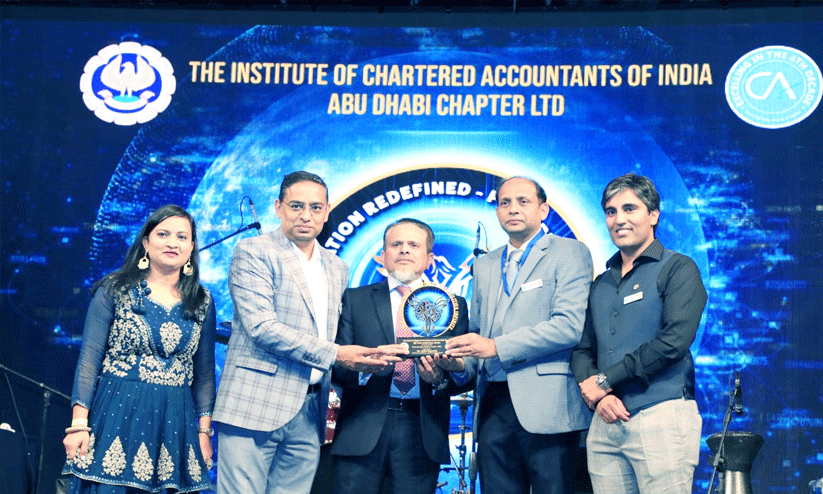 ബി​സി​ന​സ് എ​ക്‌​സ​ല​ന്‍സ് അ​വാ​ര്‍ഡ് സൈ​ഫി രൂ​പാ​വാ​ല​ക്ക്