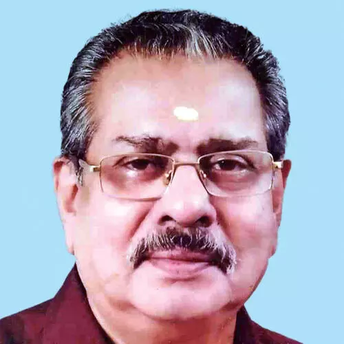 വേ​ണു​ഗോ​പാ​ല്‍