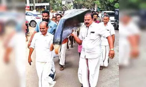 ഉത്തര മേഖല ജലോത്സവം തോണികൾ  നീറ്റിലിറക്കി