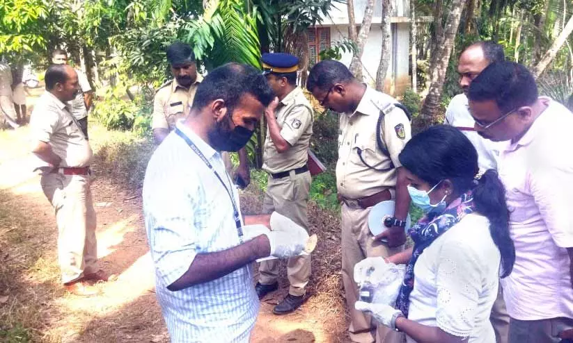 ഉത്സവസ്ഥലത്തെ ഗുണ്ട വിളയാട്ടം; ആക്രമണത്തിന് ഇരയായി പൊലീസും ഉത്സവസ്ഥലത്തെ ഗുണ്ട വിളയാട്ടം; ആക്രമണത്തിന് ഇരയായി പൊലീസും