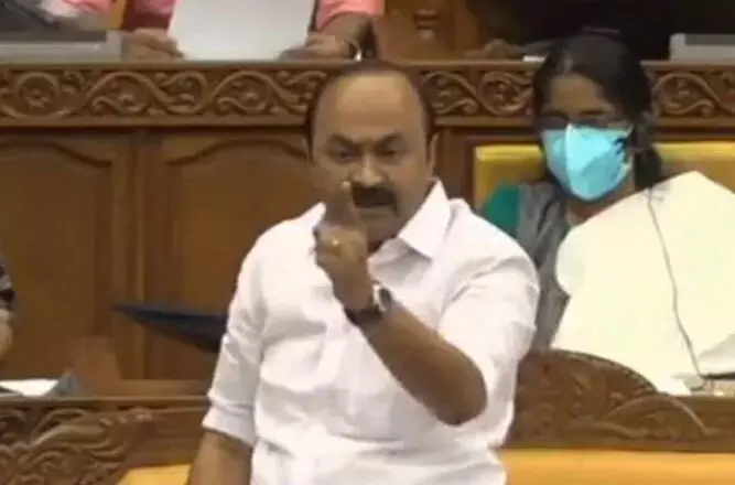 ലൈഫ് പദ്ധതിയില് സര്ക്കാര് ഇതുവരെ നിര്മ്മിച്ചത് രണ്ടരലക്ഷം വീടുകളെന്ന് വി.ഡി സതീശൻ ലൈഫ് പദ്ധതിയില് സര്ക്കാര് ഇതുവരെ നിര്മ്മിച്ചത് രണ്ടരലക്ഷം വീടുകളെന്ന് വി.ഡി സതീശൻ