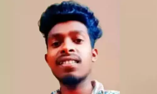 ബന്ധുവുമായി പോയ ആംബുലന്‍സിന് പിറകെ പോകവെ അപകടം; യുവാവ് മരിച്ചു