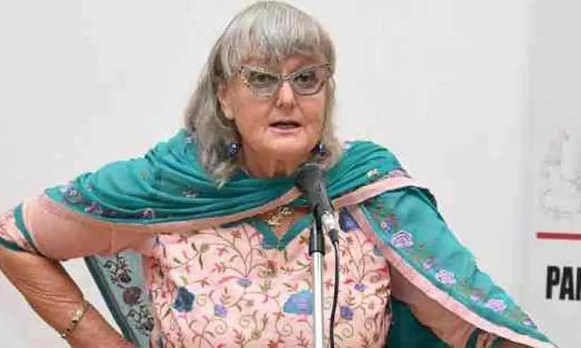 പാലിയേറ്റിവ് കെയർ: ജില്ലി ബേണുമായി സംവദിക്കാം പാലിയേറ്റിവ് കെയർ: ജില്ലി ബേണുമായി സംവദിക്കാം