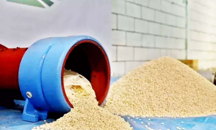 ല​ഹ​രി ഗു​ളി​ക​ക​ൾ കൈ​വ​ശം​വെ​ച്ച നാ​ലു​പേ​ർ അ​റ​സ്​​റ്റി​ൽ