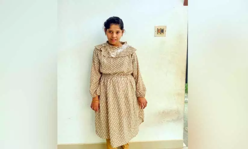 എ​ൻ​ഡോസ​ൾ​ഫാ​ൻ ഇരയു​ടെ മൃ​ത​ദേ​ഹ​ത്തോ​ട് അ​വ​ഗ​ണ​ന