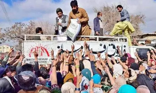 പാകിസ്താന്റെ പതനം നൽകുന്ന പാഠങ്ങൾ പാകിസ്താന്റെ പതനം നൽകുന്ന പാഠങ്ങൾ