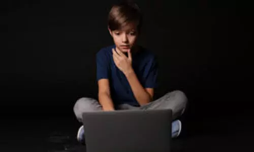 കുട്ടികള്ക്കെതിരായ കുറ്റകൃത്യങ്ങളില് ഓണ്ലൈന് സ്വാധീനം വര്ധിച്ചു; ജാഗ്രത വേണമെന്ന് അധികൃതർ കുട്ടികള്ക്കെതിരായ കുറ്റകൃത്യങ്ങളില് ഓണ്ലൈന് സ്വാധീനം വര്ധിച്ചു; ജാഗ്രത വേണമെന്ന് അധികൃതർ