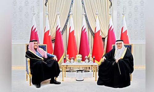 ഉ​ഭ​യ​ക​ക്ഷി​ബ​ന്ധം മെ​ച്ച​പ്പെ​ടു​ത്താ​ൻ ബ​ഹ്റൈ​ൻ-​ഖ​ത്ത​ർ ച​ർ​ച്ച