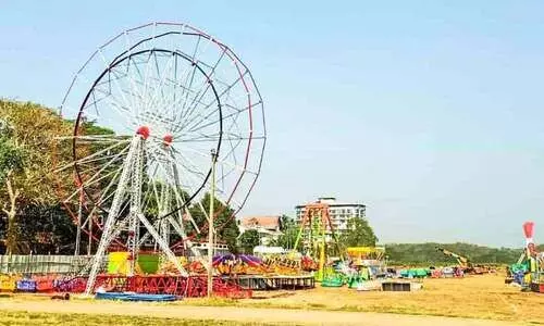 ശിവരാത്രിക്കൊരുങ്ങി ആലുവനഗരവും മണപ്പുറവും