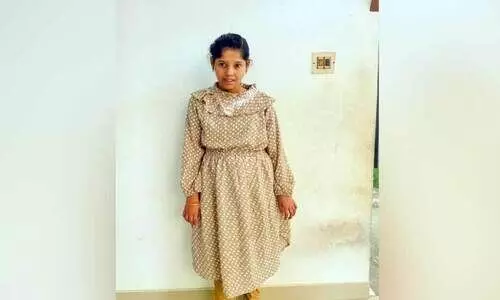 എ​ൻ​ഡോസ​ൾ​ഫാ​ൻ ഇരയു​ടെ മൃ​ത​ദേ​ഹ​ത്തോ​ട് അ​വ​ഗ​ണ​ന