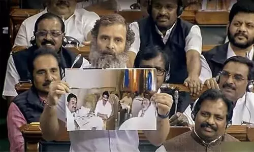 മോദി-അദാനി ഭായ് ഭായ്; ലോക്സഭയിൽ പ്രധാനമ​ന്ത്രിയെ പരിഹസിച്ച് പ്രതിപക്ഷം