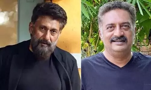 Vivek Agnihotri hits back at Prakash Raj