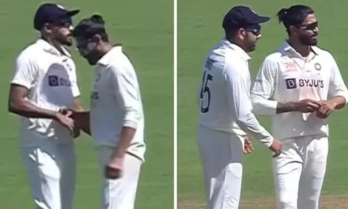 രവീന്ദ്ര ജദേജ വിരലിൽ ചെയ്തത് എന്താകും?; വിഡിയോ ട്വീറ്റ് ചെയ്ത് മൈക്കൽ വോൺ; വിവാദം