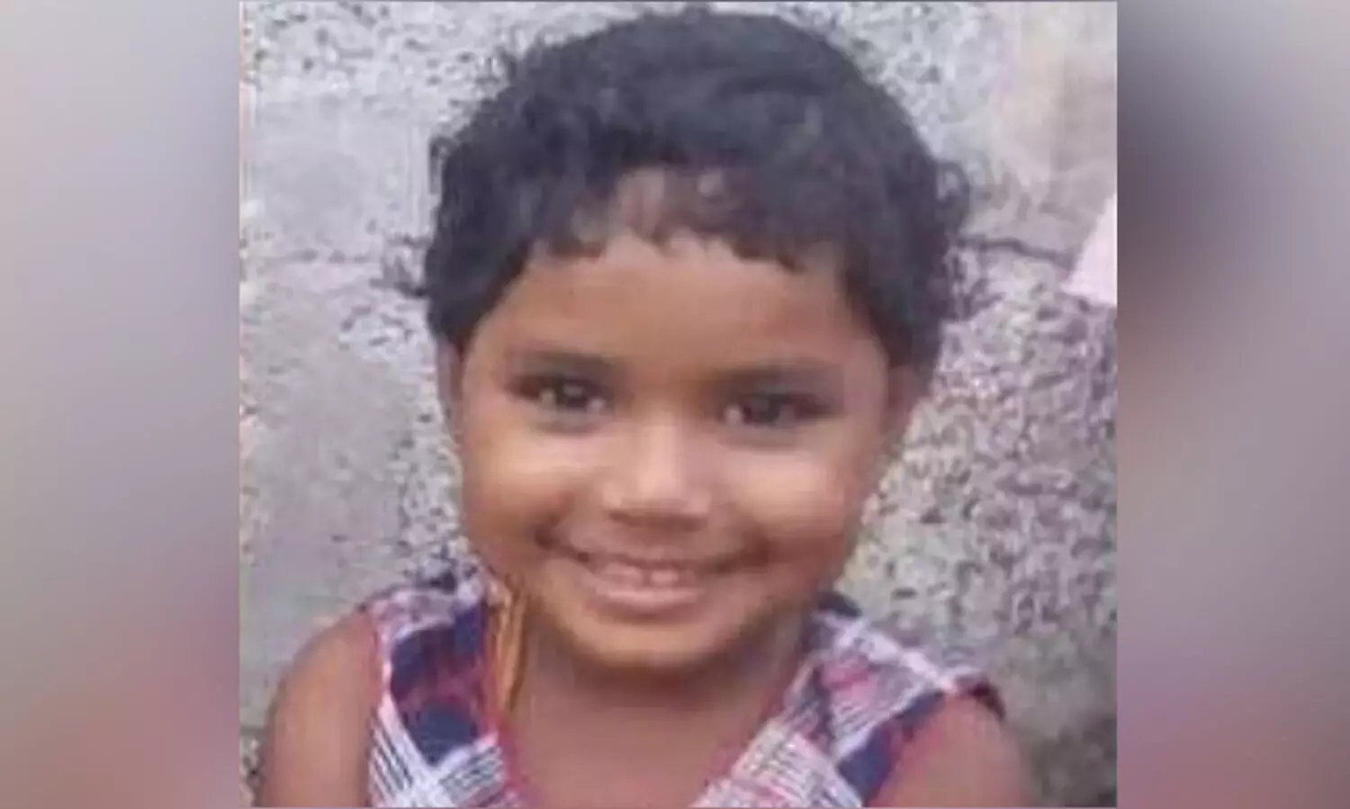 മാലിന്യക്കുഴിയിൽ വീണ് നാലു വയസ്സുകാരി മരിച്ച സംഭവം; പ്ലൈവുഡ് കമ്പനി അടച്ചിടാൻ നിർദേശം