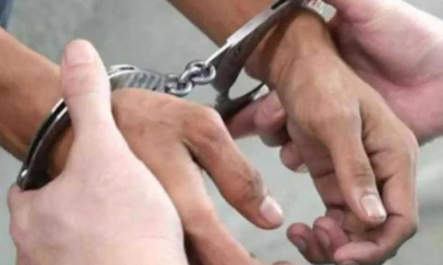 കൈക്കൂലി വാങ്ങുന്നതിനിടെ വില്ലേജ് എക്സ്റ്റൻഷൻ ഓഫീസർ വിജിലൻസ് പിടിയിൽ