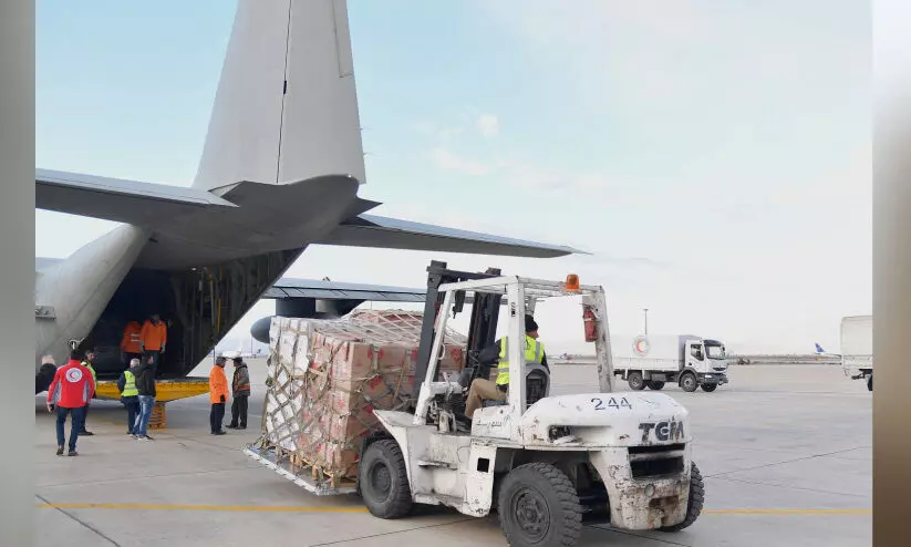 തു​ർ​ക്കി​യ, സി​റി​യ ഭൂ​ക​മ്പം ;22 സ​ഹാ​യ​വി​മാ​ന​ങ്ങ​ൾ പ​റ​ന്നു