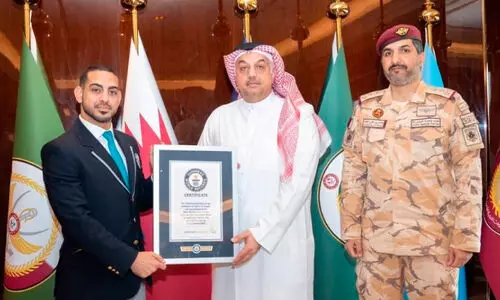 Qatar Skydive Team Dives into World Record