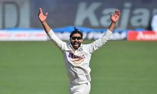 ജഡേജ പന്ത് ചുരണ്ടിയതല്ല; ഓയിൻമെന്റ് പുരട്ടിയതാണെന്ന് വിശദീകരണം