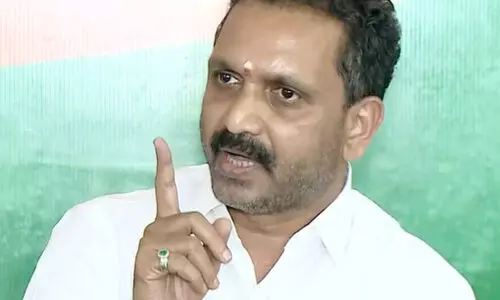 വൻകിടക്കാരുടെ നികുതി പിരിക്കാതെ മുഖ്യമന്ത്രി പാവങ്ങളെ ദ്രോഹിക്കുന്നുവെന്ന് കെ.സുരേന്ദ്രൻ