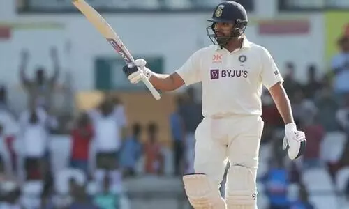 സെഞ്ചൂറിയൻ രോഹിതിന്റെ ചിറകേറി ഇന്ത്യ; ഓസീസിനെതിരെ ഡ്രൈവിങ് സീറ്റിൽ ആതിഥേയർ