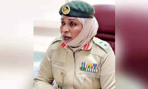 മക്കൾക്ക് തണലൊരുക്കി പൊലീസ്; കണ്ണുനിറഞ്ഞ് നന്ദിയോടെ മാതാവ് മക്കൾക്ക് തണലൊരുക്കി പൊലീസ്; കണ്ണുനിറഞ്ഞ് നന്ദിയോടെ മാതാവ്