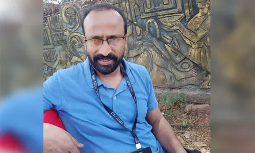 സവർണ കോട്ടകൾ തകർന്നടിയും -കുമാരൻ വളവനെ സവർണ കോട്ടകൾ തകർന്നടിയും -കുമാരൻ വളവനെ