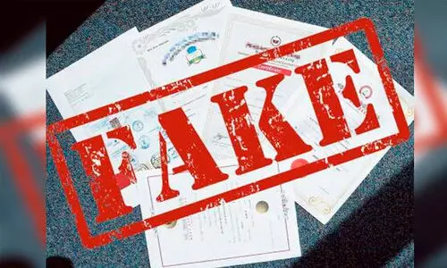 മെ​ഡി​ക്ക​ൽ രേ​ഖ​ക​ളി​ൽ കൃ​ത്രി​മം കാ​ണി​ച്ച നാ​ലു പേ​ർ അ​റ​സ്റ്റി​ൽ