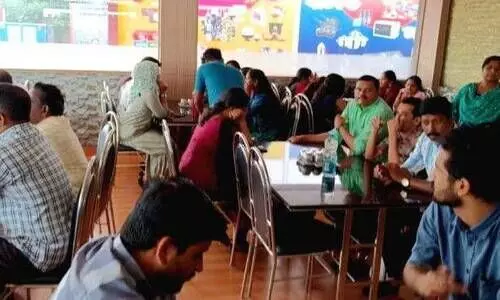 കോന്നി താലൂക്ക് ഓഫീസിലെ കൂട്ട അവധി: സി.പി.ഐ-സി.പി.എം തർക്കത്തിനിടെ വിനോദയാത്ര സംഘം ഇന്ന് തിരിച്ചെത്തും