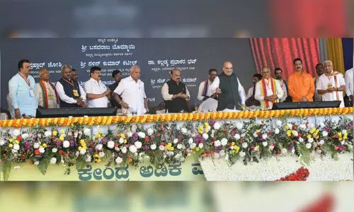 ടി​പ്പു​വി​ൽ വി​ശ്വ​സി​ക്കു​ന്ന​വ​ർ​ക്ക് വോ​ട്ട് ന​ൽ​ക​രു​ത് -അ​മി​ത് ഷാ