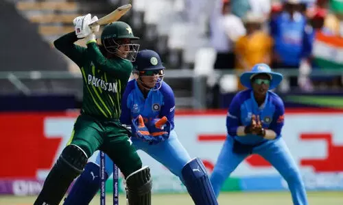 വനിത ട്വന്റി 20 ലോകകപ്പ്: ഇന്ത്യക്കെതിരെ പാകിസ്താന് മൂന്ന് വിക്കറ്റ് നഷ്ടം