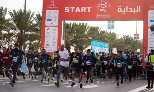 റിയാദ്​ മാരത്തൺ 2023 ൽ എത്യോപ്യയുടെ അലെമുവും മൊറോക്കയുടെ ജൗഹറും വിജയികൾ