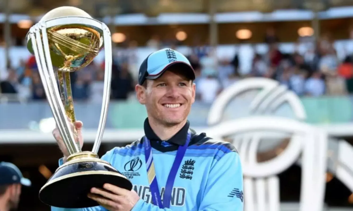 ഇംഗ്ലണ്ടിനെ ലോകകപ്പ് വിജയത്തിലേക്ക് നയിച്ച നായകൻ ഓയിൻ മോർഗൻ കളി മതിയാക്കി