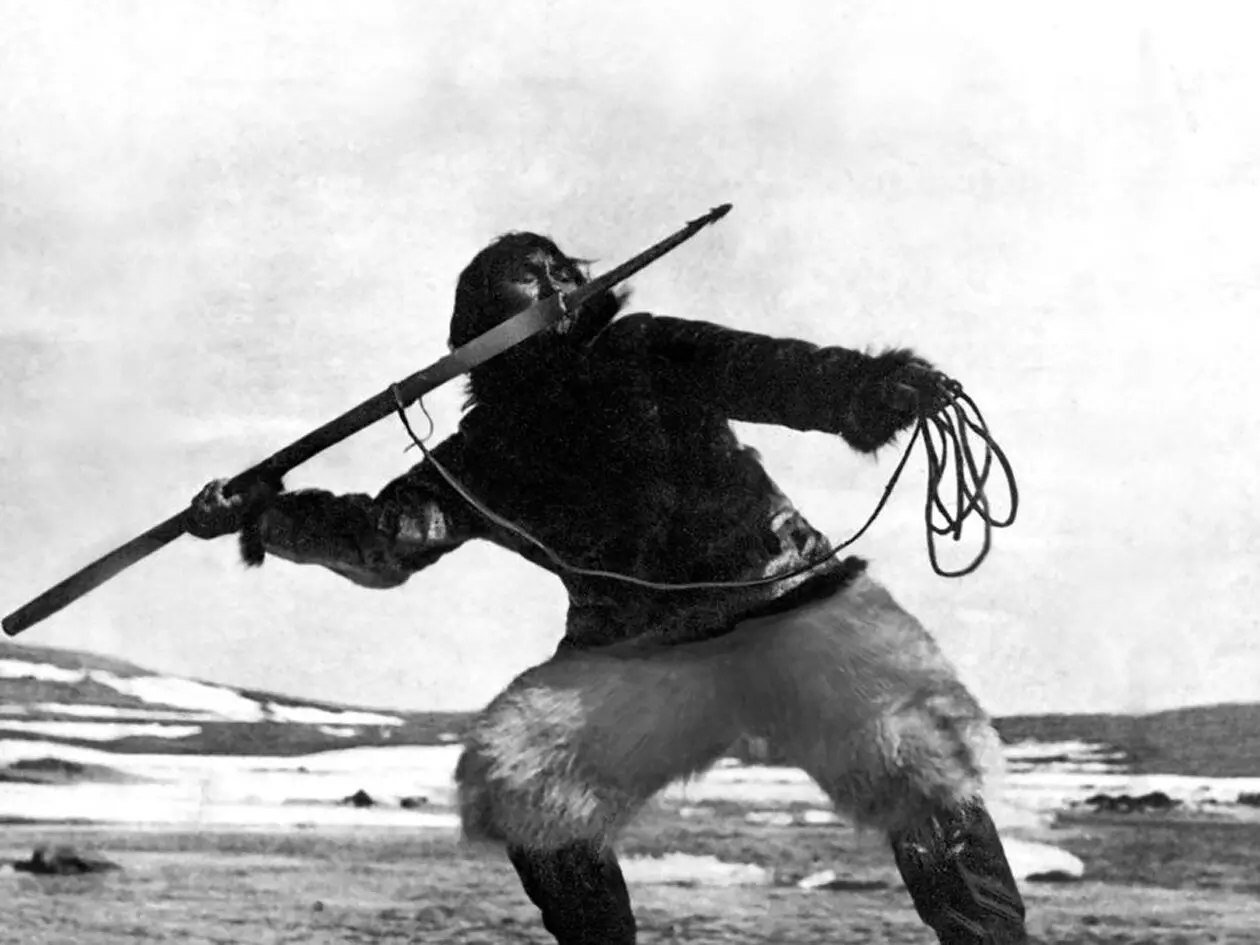 നാനൂക്ക് ഓഫ് ദി നോർത്തിലെ ഒരു രംഗം