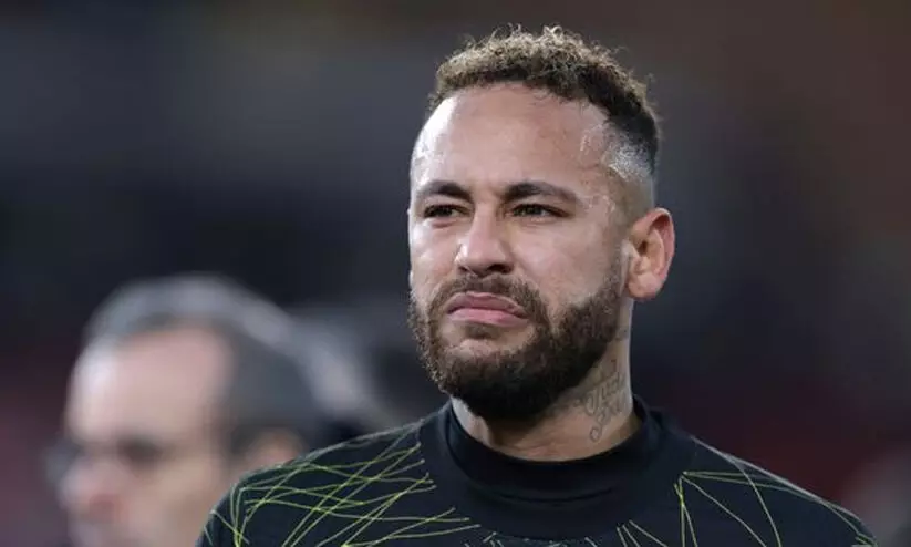 മൊണോക്കോയോട് നാണംകെട്ട തോൽവി; പി.എസ്.ജിയിൽ ‘പൊട്ടിത്തെറി’; സഹതാരങ്ങളോട് കൊമ്പുകോർത്ത് നെയ്മർ മൊണോക്കോയോട് നാണംകെട്ട തോൽവി; പി.എസ്.ജിയിൽ ‘പൊട്ടിത്തെറി’; സഹതാരങ്ങളോട് കൊമ്പുകോർത്ത് നെയ്മർ