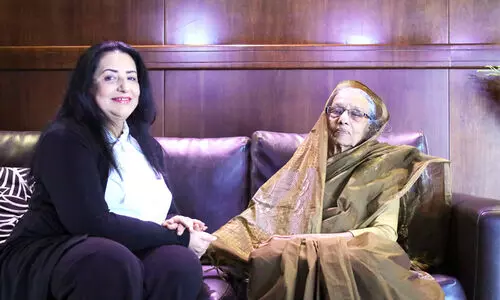 ആ​യി​ഷ വീ​ണ്ടും ക​ണ്ടു, ത​ന്‍റെ മാ​മ്മ​യെ...