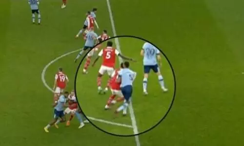 ‘വാറി’ലും ‘കൈകടത്തൽ’ സമ്മതിച്ച് റഫറിമാരുടെ സംഘടന; ഗണ്ണേഴ്സിന്റെ പോയിന്റ് നഷ്ടം ആരു പരിഹരിക്കും?