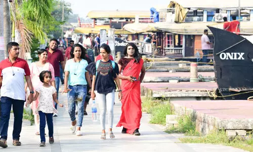 അഴകായി ആലപ്പുഴ; സഞ്ചാരികളുടെ എണ്ണംകൂടി