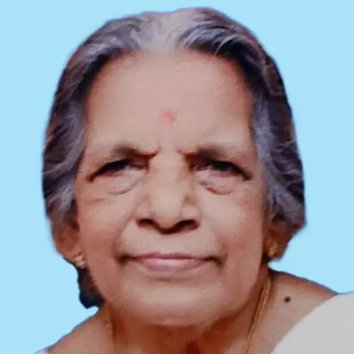 പ​ത്മി​നി അ​മ്മ