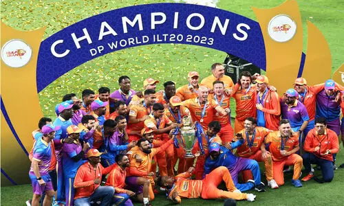 ഐ.​എ​ൽ.​ടി 20: ആ​ദ്യ കി​രീ​ടം ഗ​ൾ​ഫ്​ ജ​യ​ന്റ്​​സി​ന്​