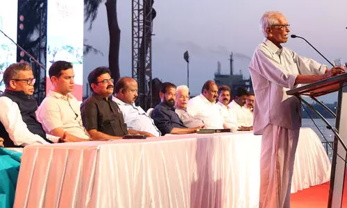 നഗര ശ്വാസകോശമായ പൊതുഇടങ്ങള്‍ നിലനിര്‍ത്തണമെന്ന് പ്രഫ.എം.കെ സാനു