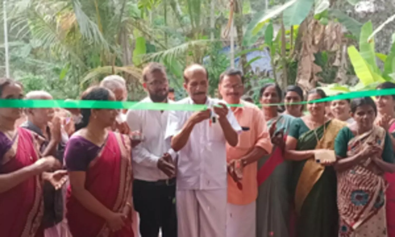 തില്ലങ്കേരി പൊന്മണി കേന്ദ്രം നാടിന് സമർപ്പിച്ചു