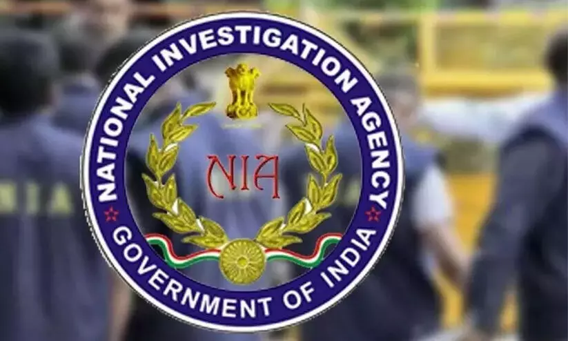 കോയമ്പത്തൂർ കാർ സ്ഫോടനക്കേസ്: നാല് സംസ്ഥാനങ്ങളിൽ വ്യാപക റെയ്ഡ്, കേരളത്തിൽ മൂന്നുപേർ കസ്റ്റഡിയിൽ കോയമ്പത്തൂർ കാർ സ്ഫോടനക്കേസ്: നാല് സംസ്ഥാനങ്ങളിൽ വ്യാപക റെയ്ഡ്, കേരളത്തിൽ മൂന്നുപേർ കസ്റ്റഡിയിൽ