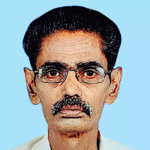 ച​ന്ദ്ര​ൻ